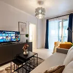 Apartment 1014 B3 *