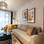 Apartment 1014 B3 *