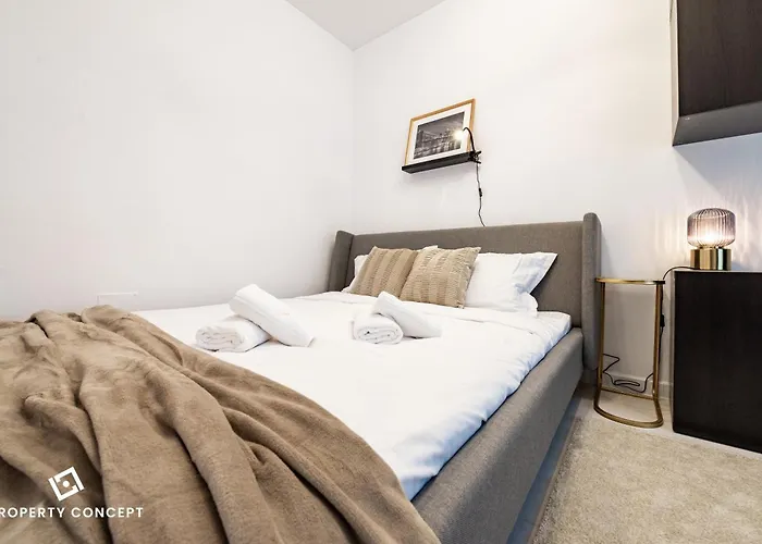 Apartment 1014 B3