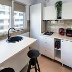 1014 B3 *